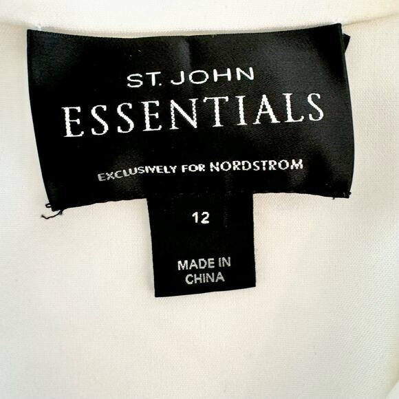 St. John Embellished Buttons Short Sleeve Top Blouse Stretch Satin Ivory Size 12 - Picture 9 of 11